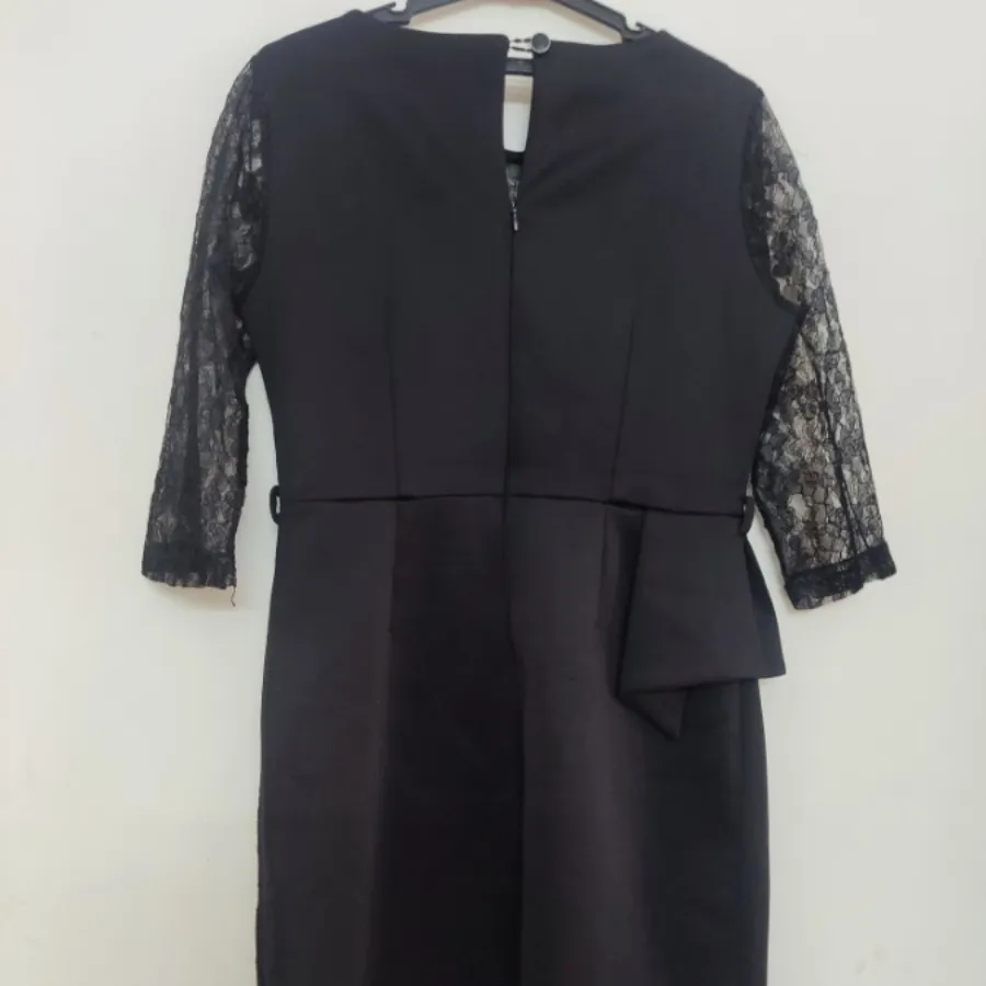 تعدادی لباس مجلسی