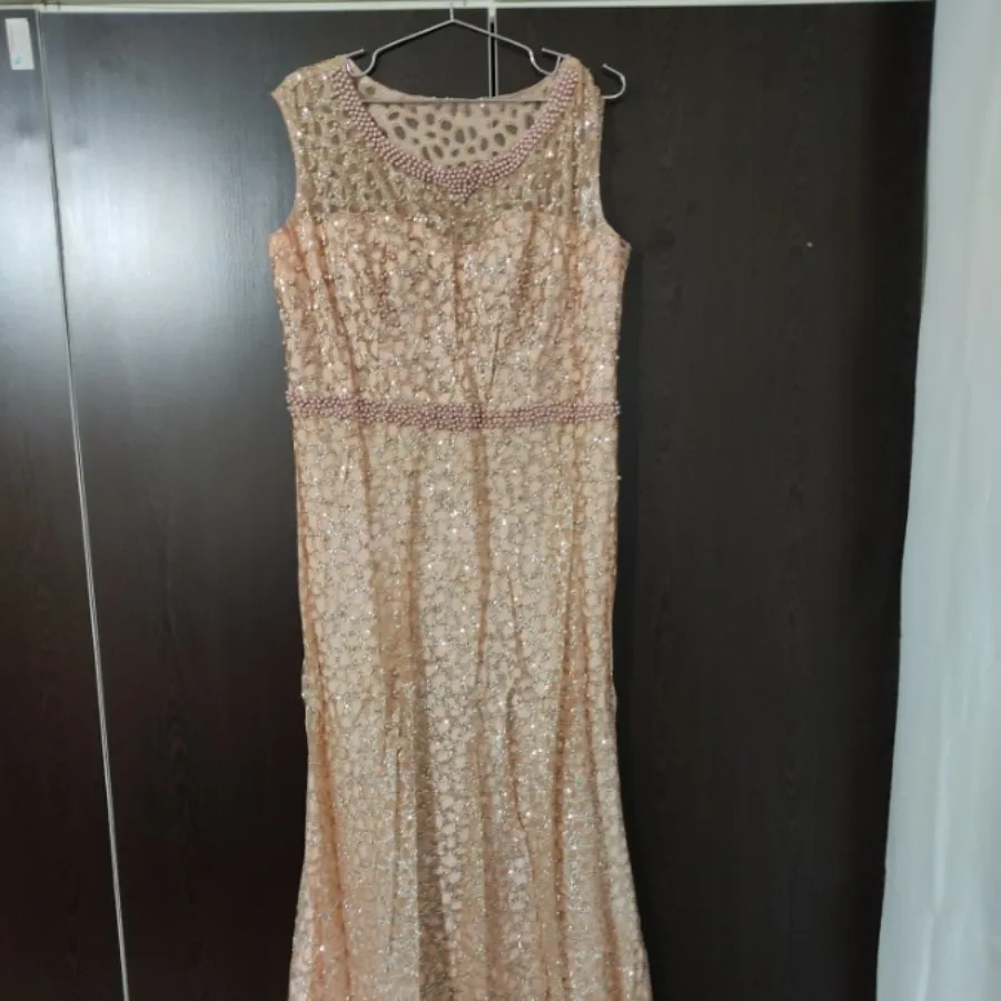 پیراهن مجلسی زنانه