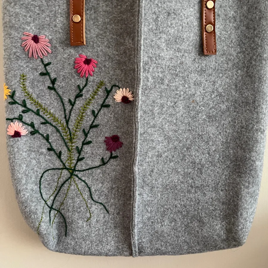 کیف دست دوز