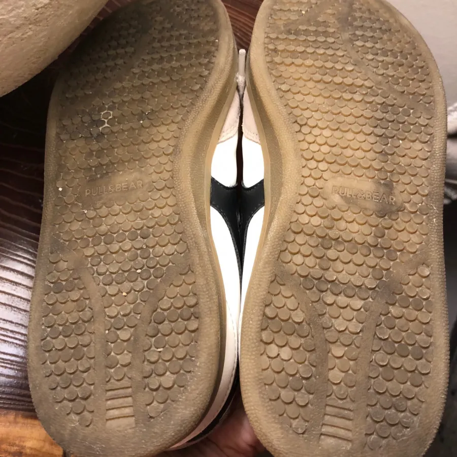 کتونی پول اند بیر