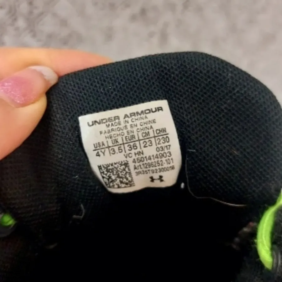 کتونی مارک under armour