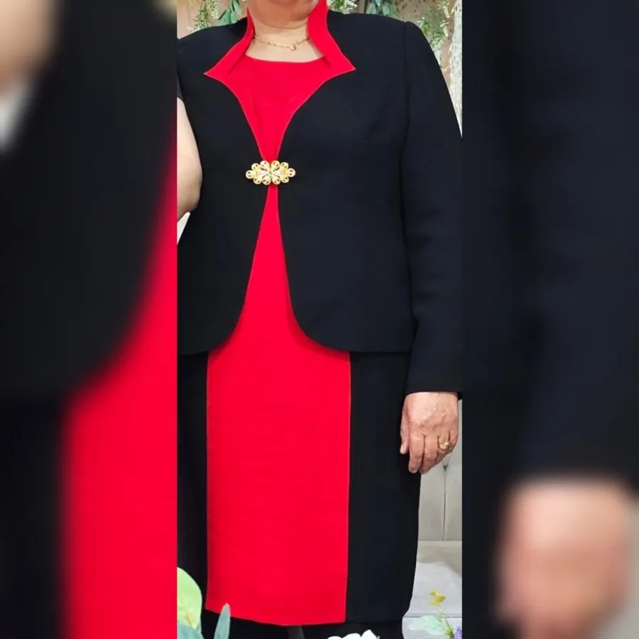 کت و سارافون  کت و دامن