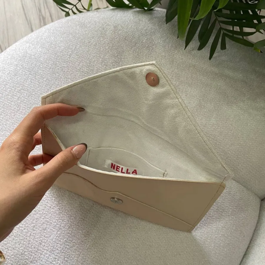 کیف دستی کرم