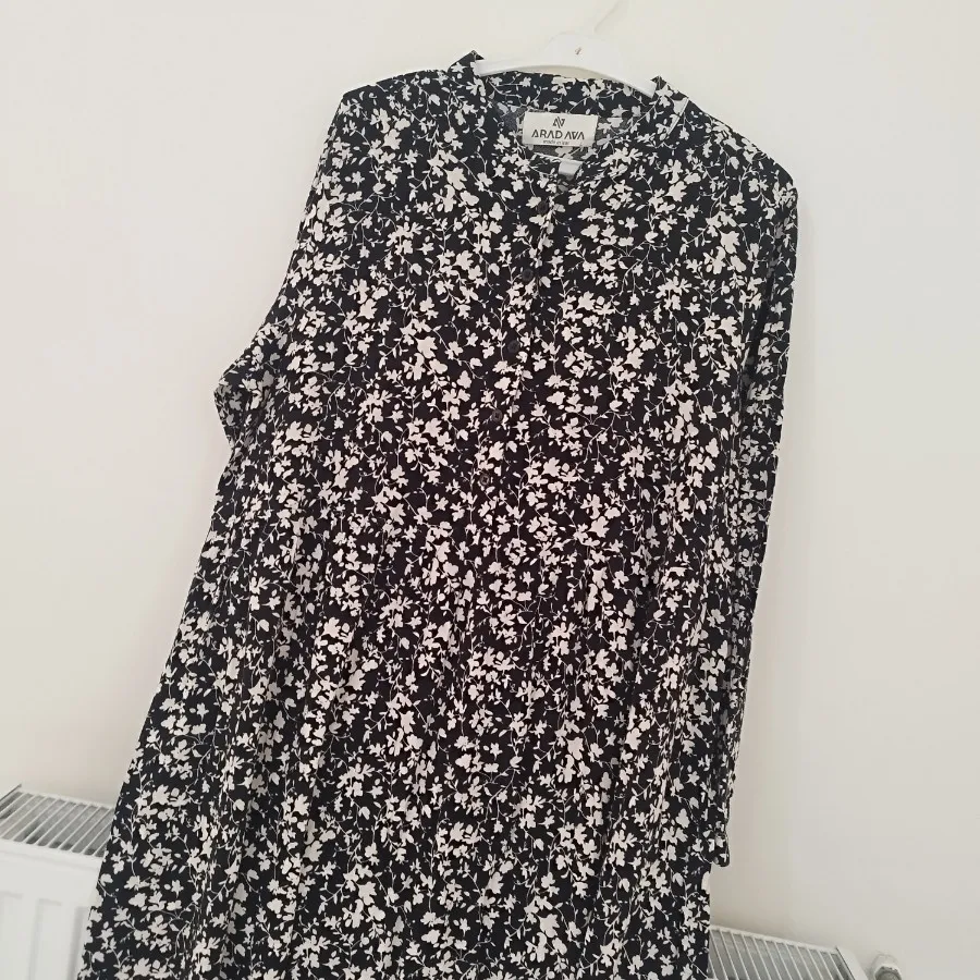 پیراهن مانتویی