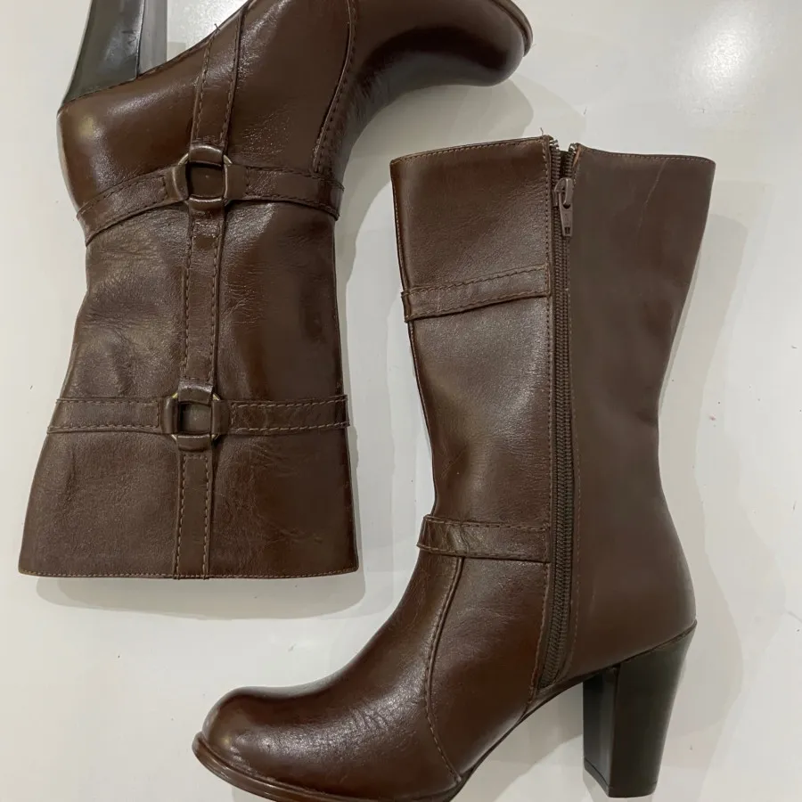 بوت قهوه ای چرم 38