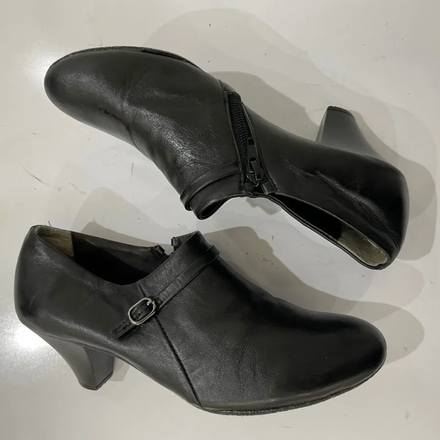 کفش چرم طبی 39-38