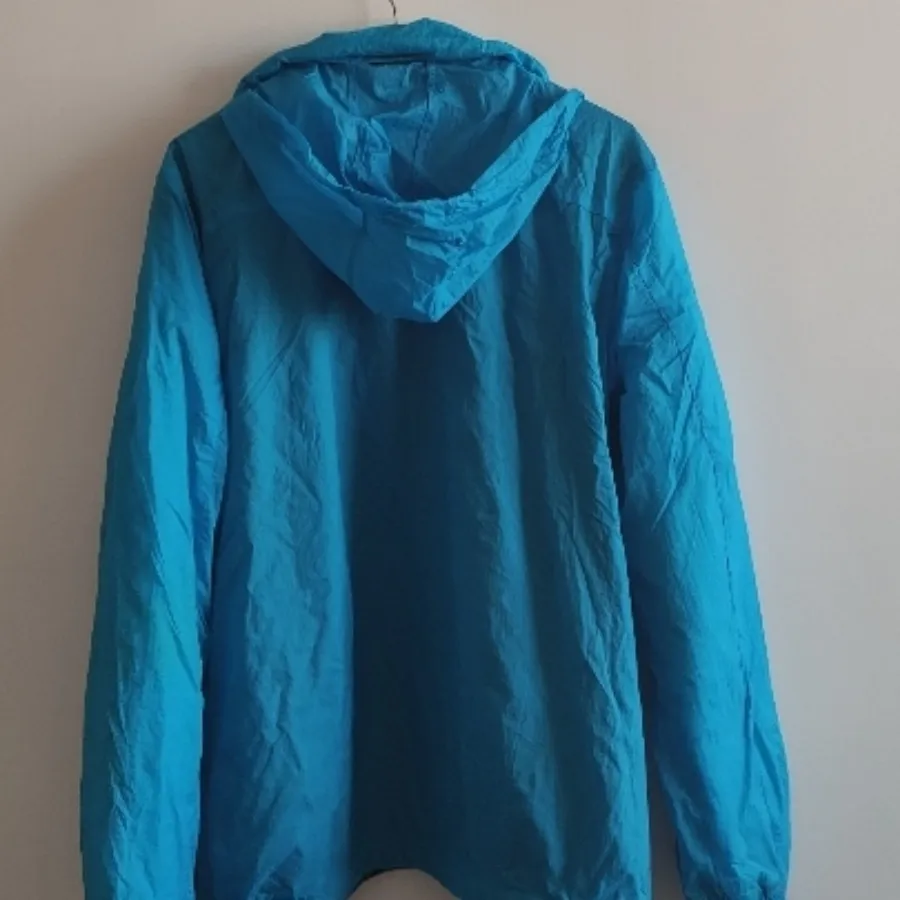 بارونی و بادگیر اسپرت