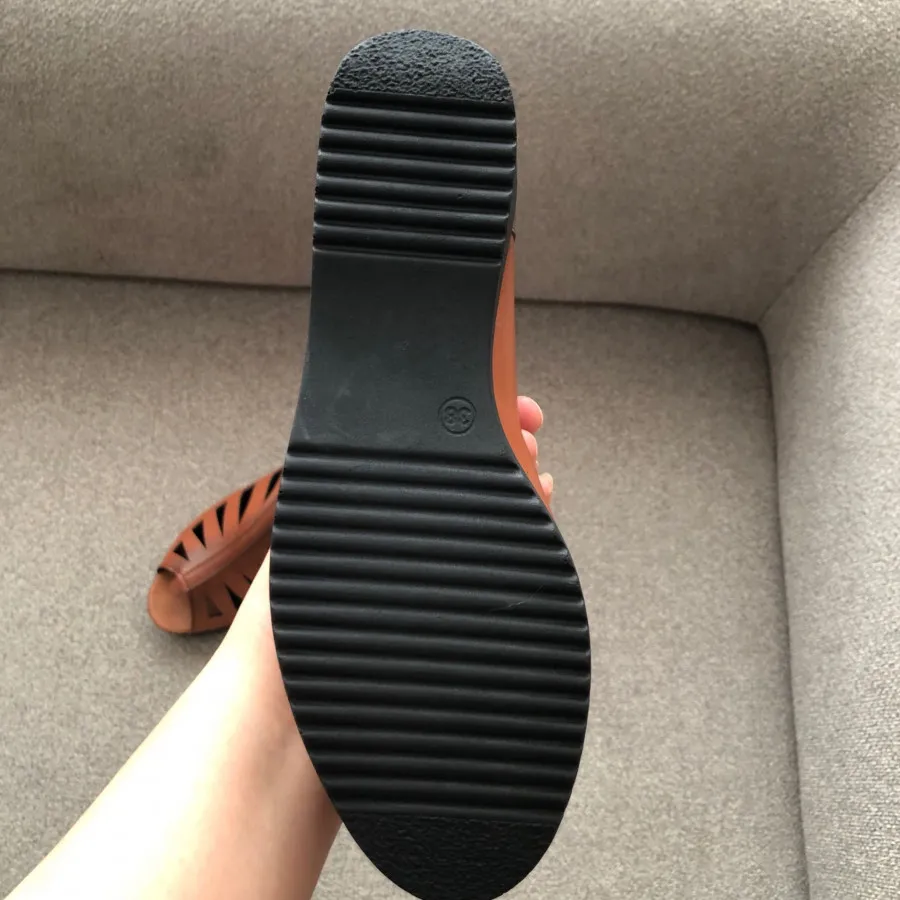 کفش زنانه نوی نو