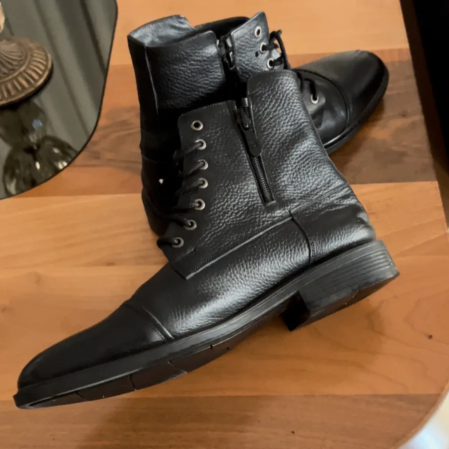 نیم بوت چرم عالی