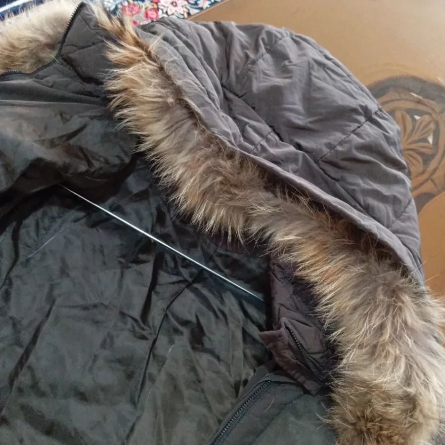 کاپشن قهوه ای