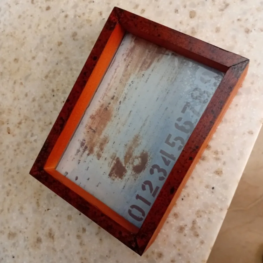 قاب عکس،تمام چوب