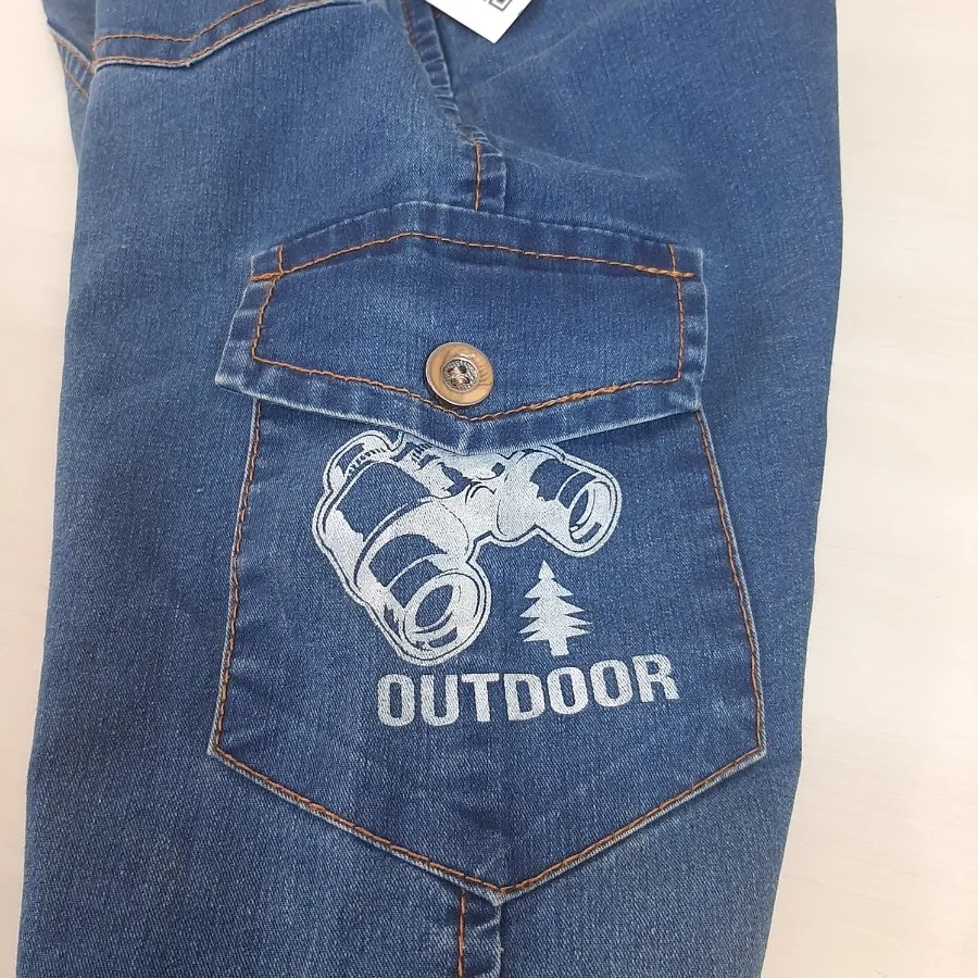 شلوار جین یا لی بچگانه