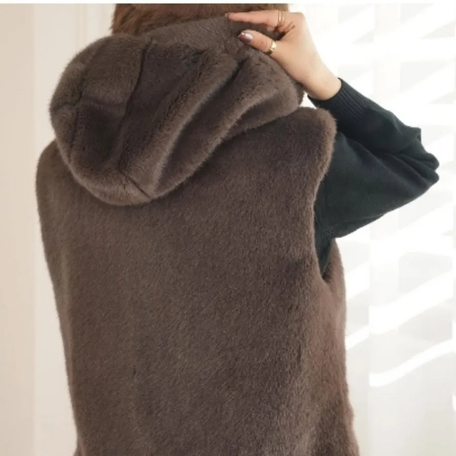 وست خز کلاهدار