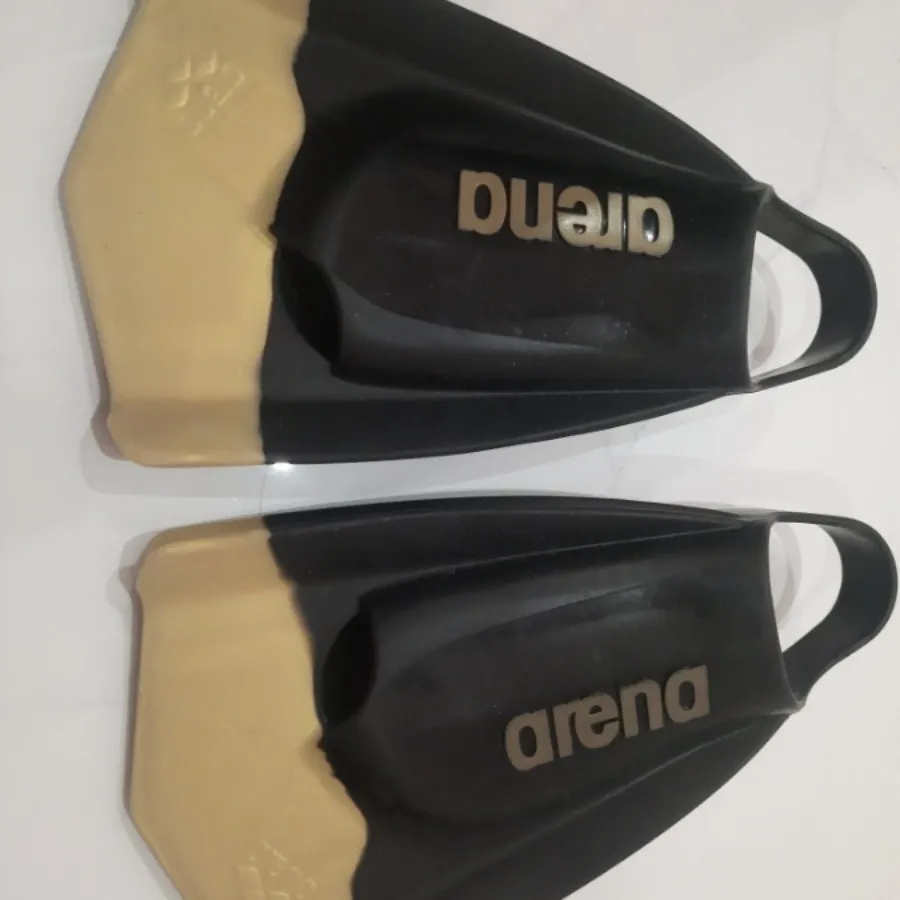 فین قدرتی شنا