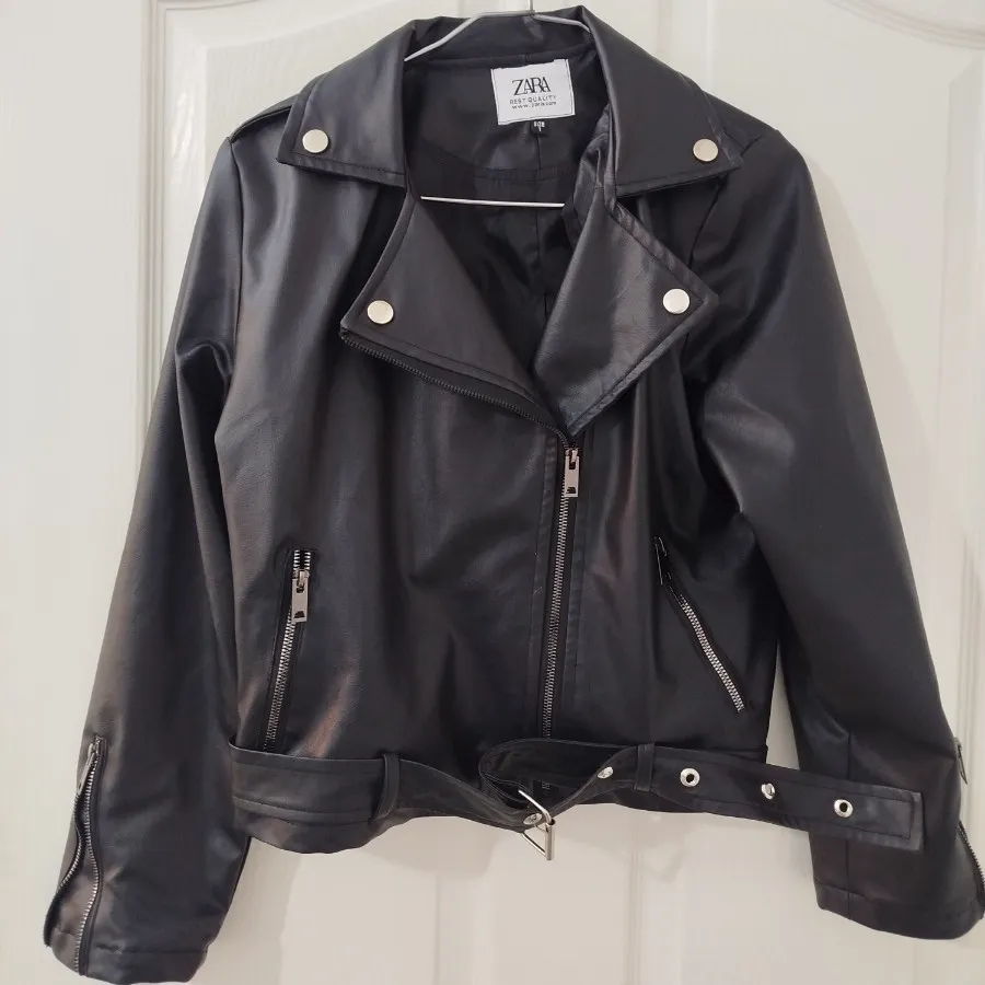 کت چرم +اشانتیون