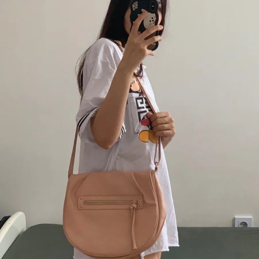 کیف السی وایکیکی