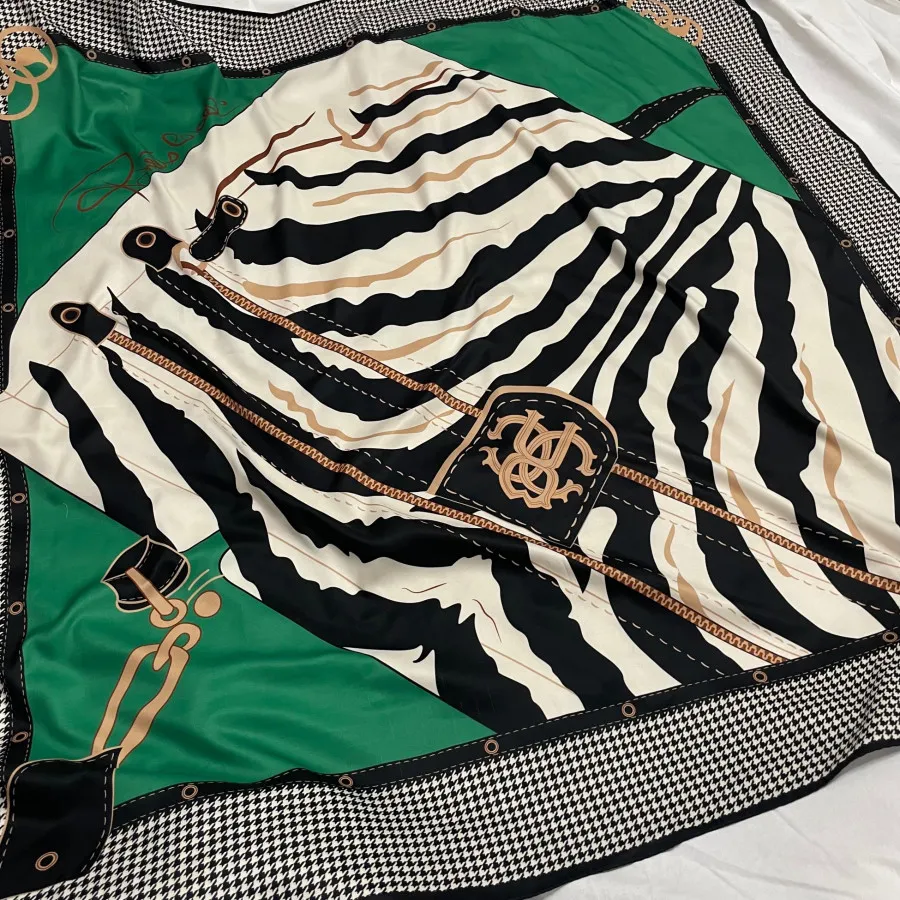 روسری مجلسی ابریشم دستدوز