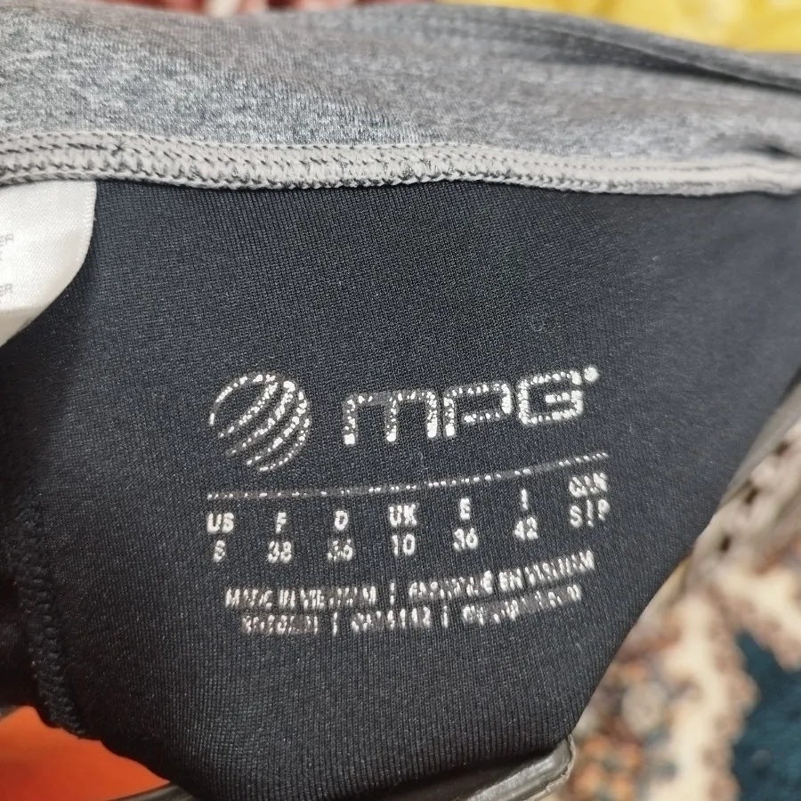 شورتک ورزشی