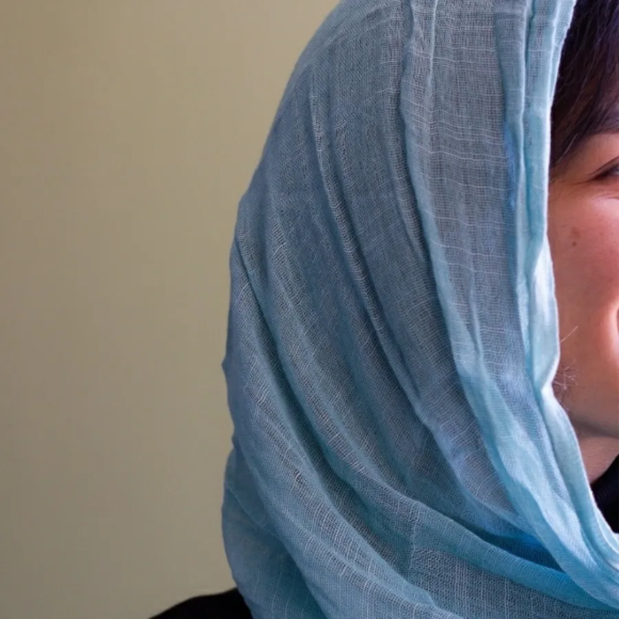 شال بهاری ریشه دار