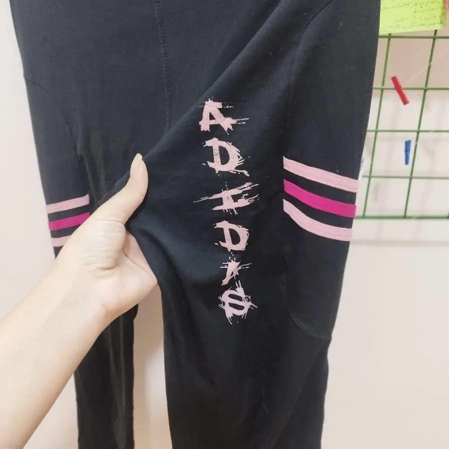 شلوارک ورزشی