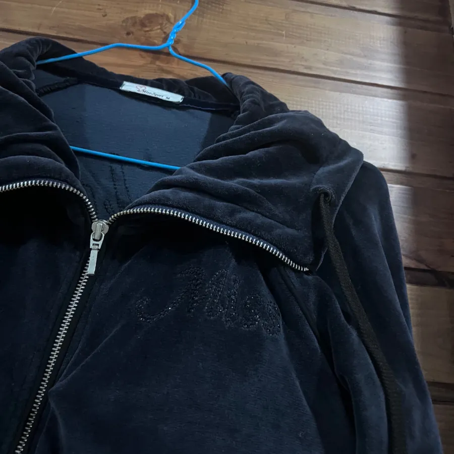 سویشرت مخمل