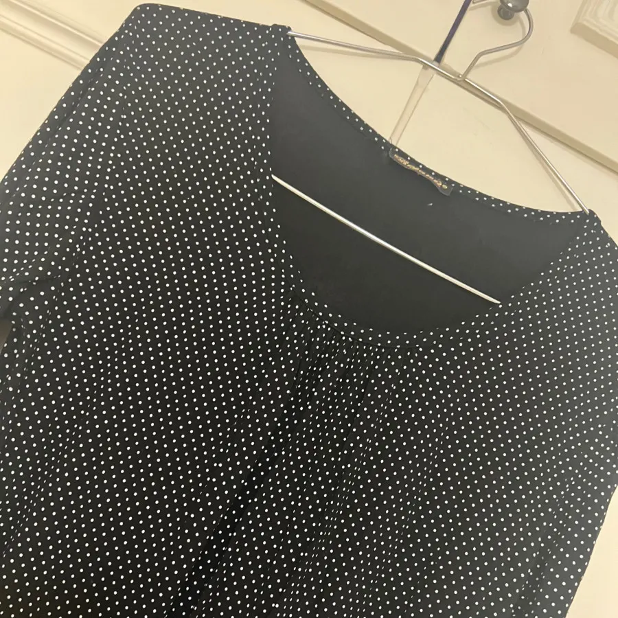 تونیک  خال خالی خارجی