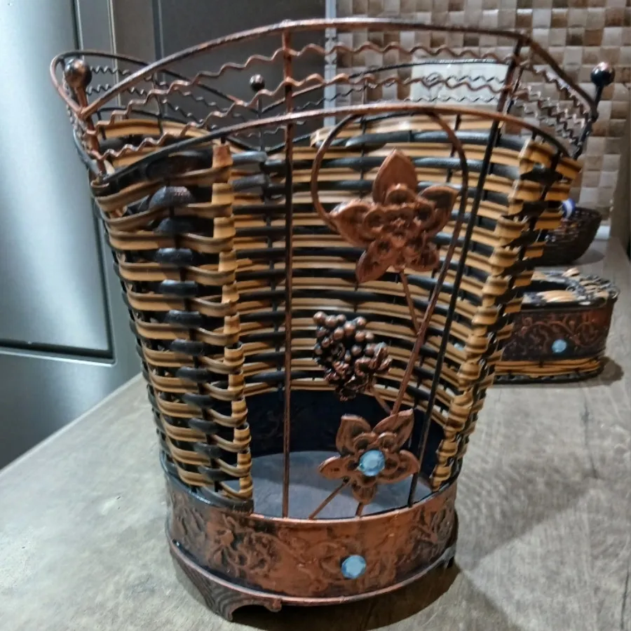 سطل وجعبه دستمال کاغذی