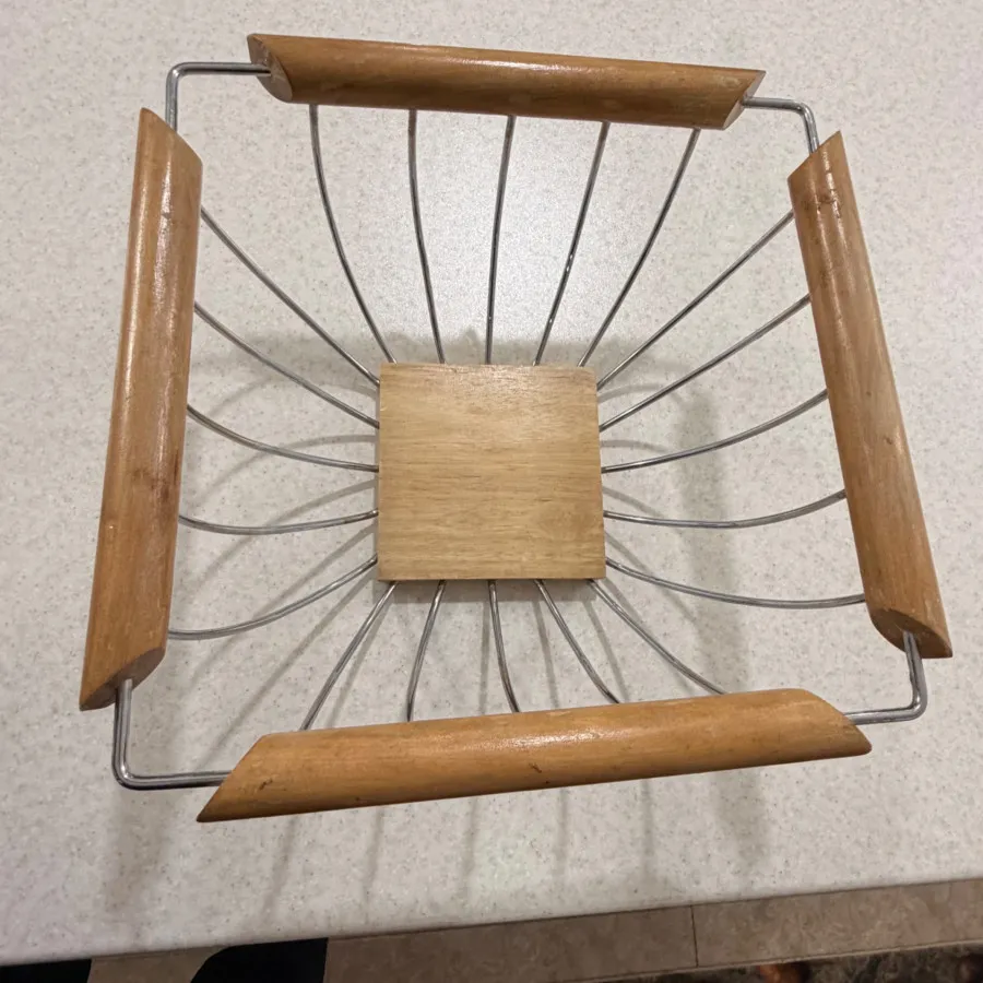 میوه خوری بامبو و فلز