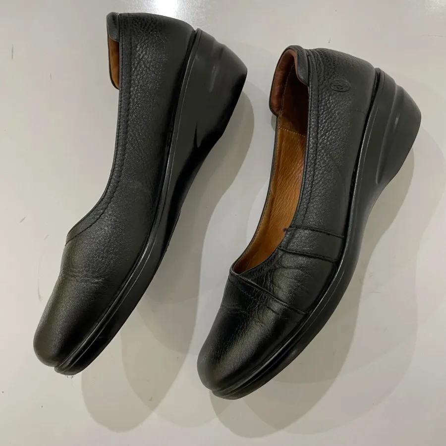 کفش چرم طبی