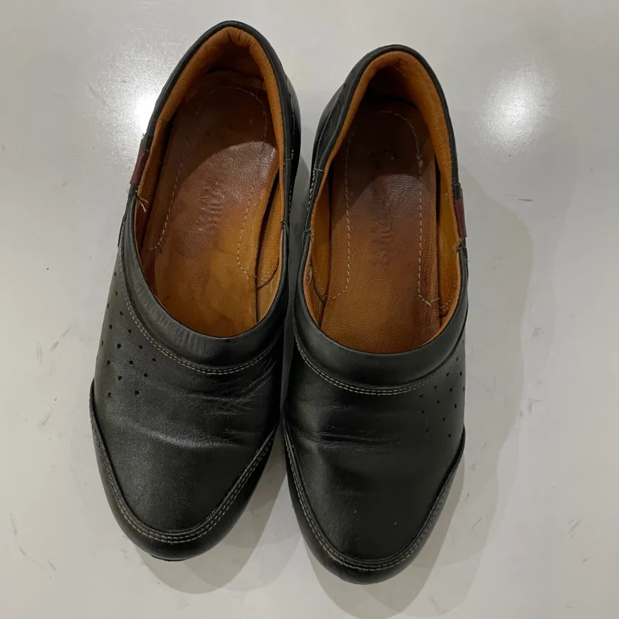 کفش چرم سایز 37