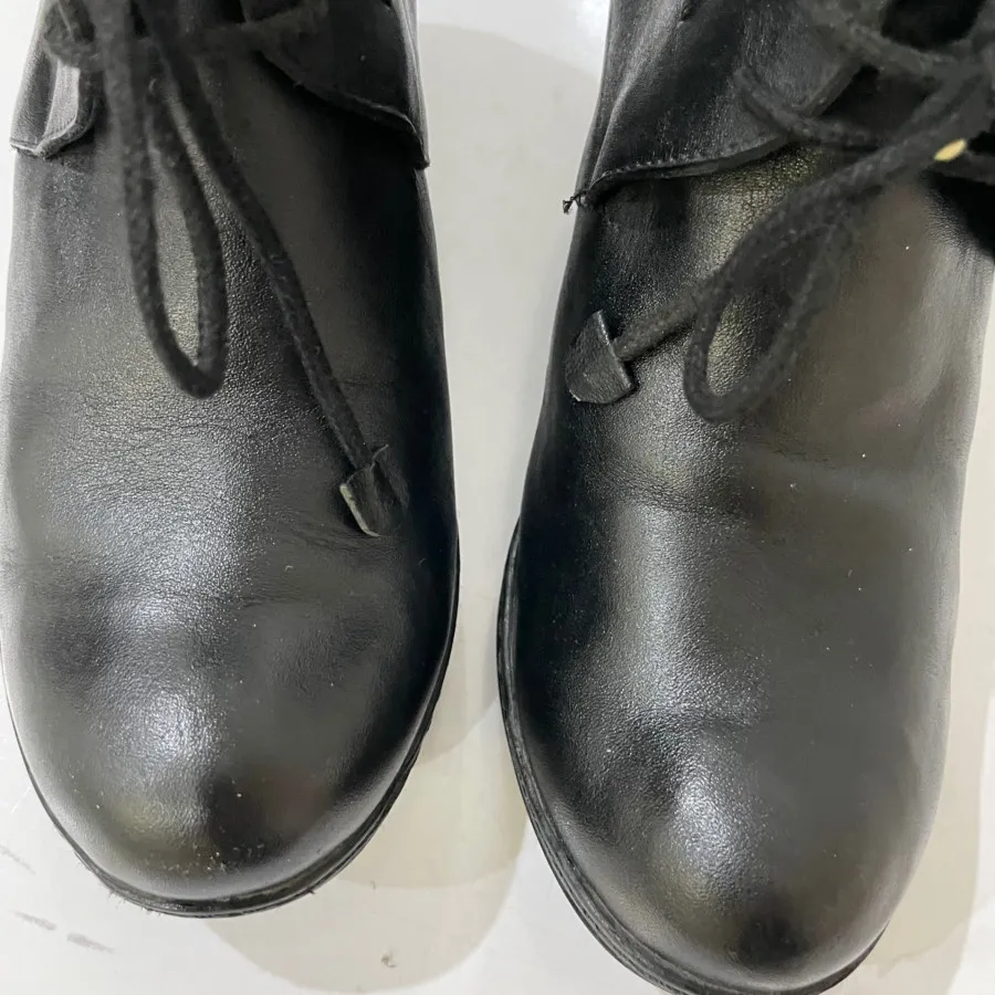 نیم بوت چرم 37-38