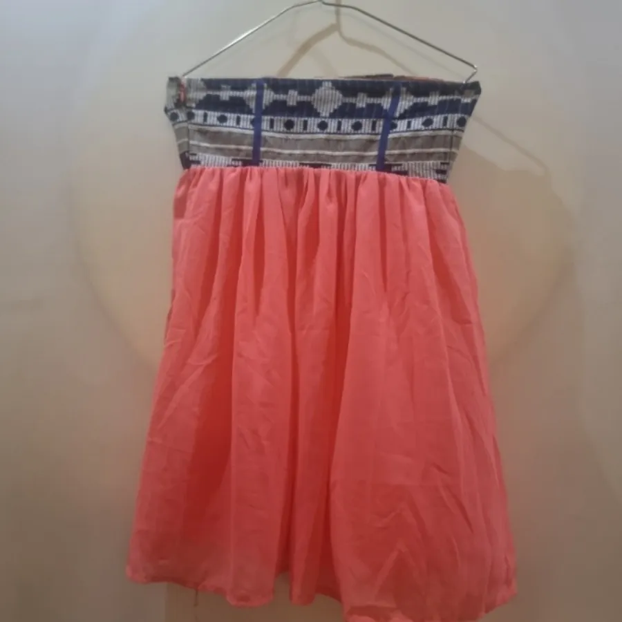 پیراهن دکلته