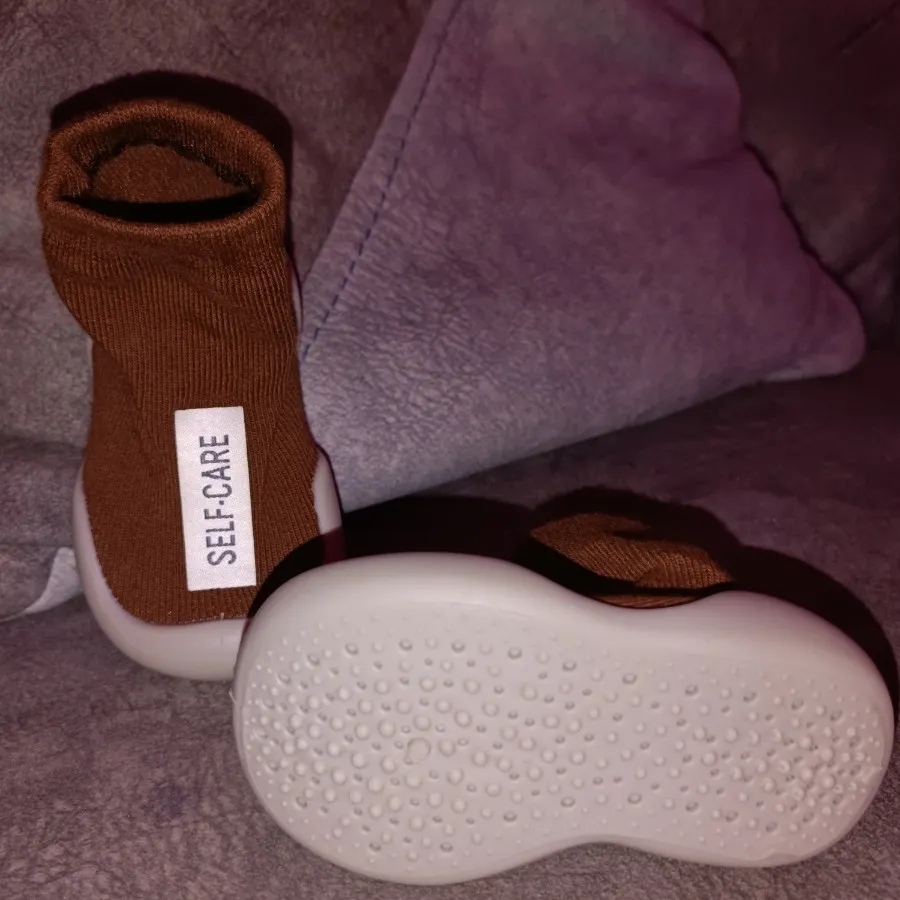 کفش جورابی نوزادی