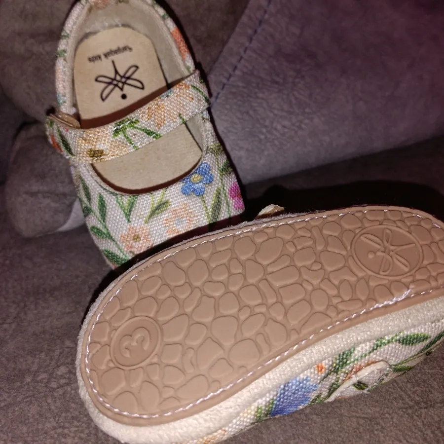 پاپوش بندی نوزادی