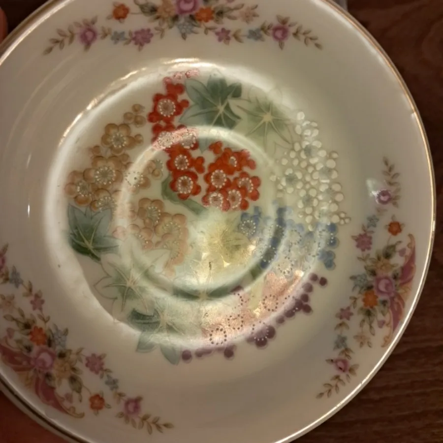 نعلبکی قدیمی ژاپنی