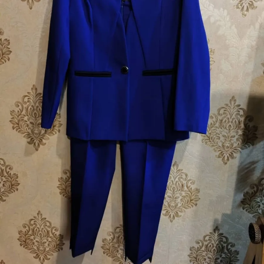 کت شلوار زنانه