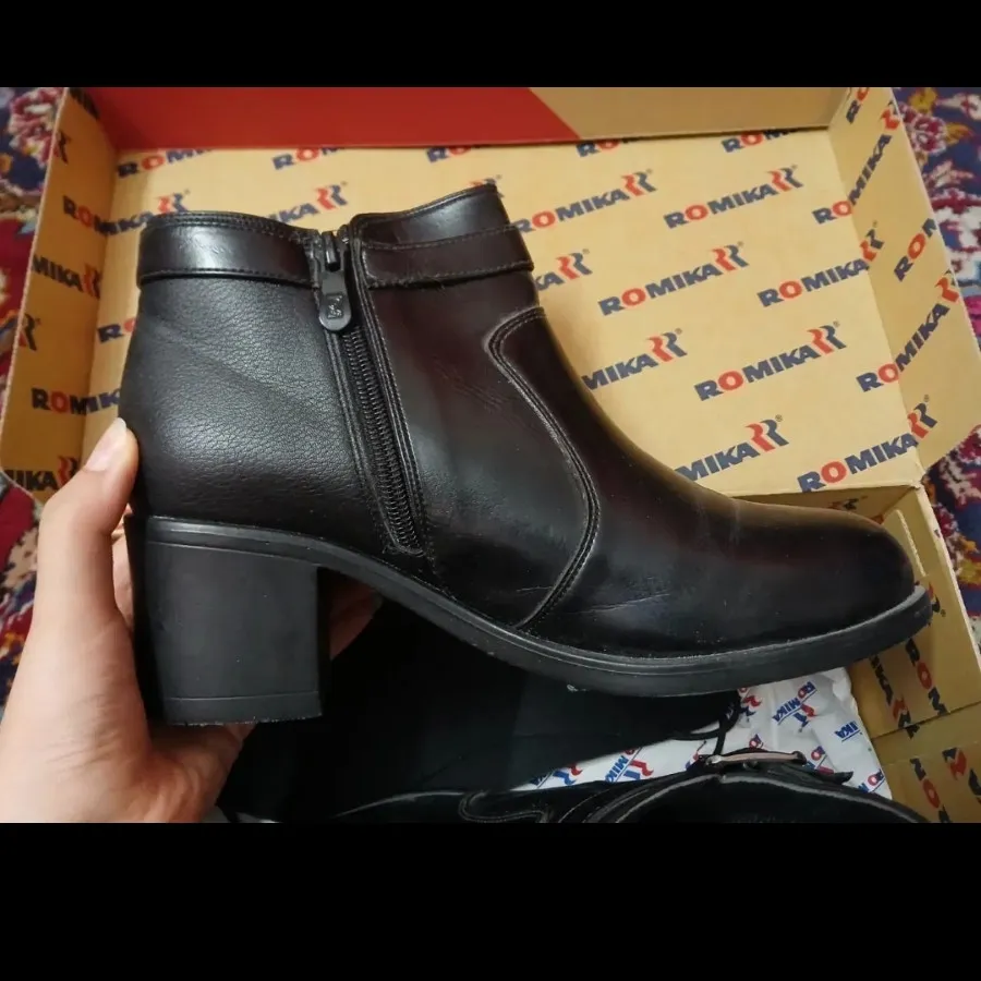 نیم‌بوت زنانه سایز 40