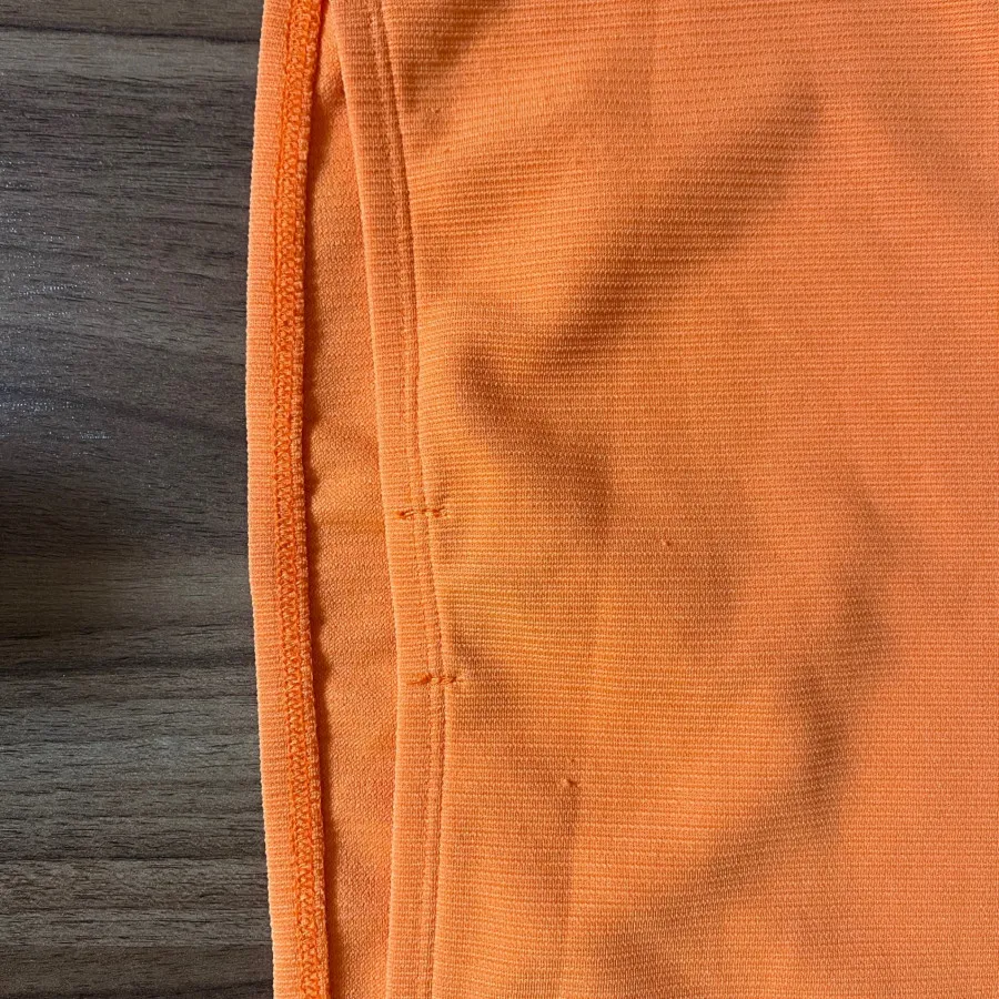 نیمتنه ورزشی