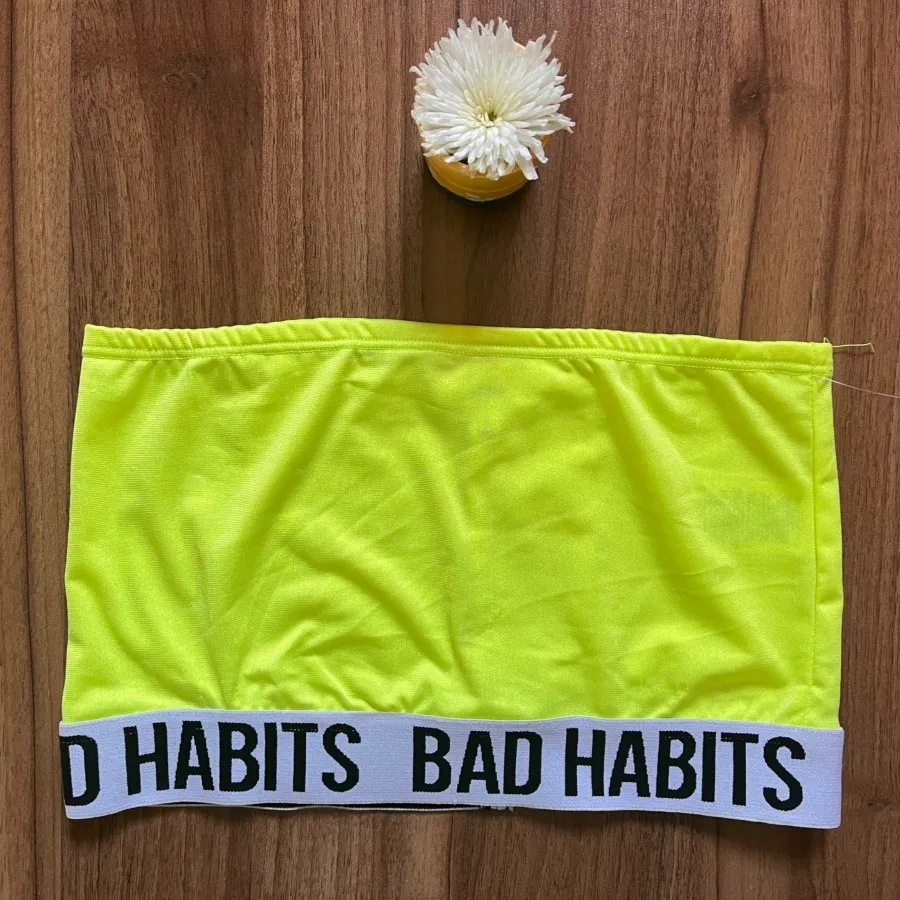 نیمتنه ورزشی