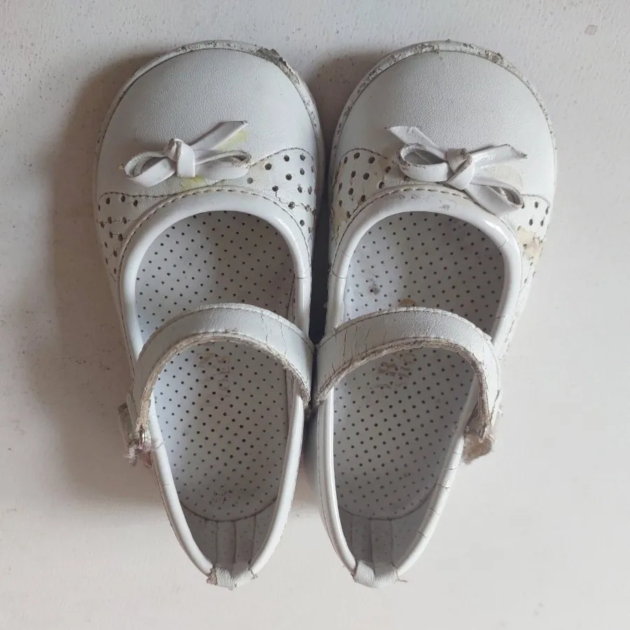 کفش بچگانه 23