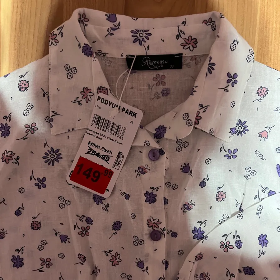 شومیز کوتاه گل گلی