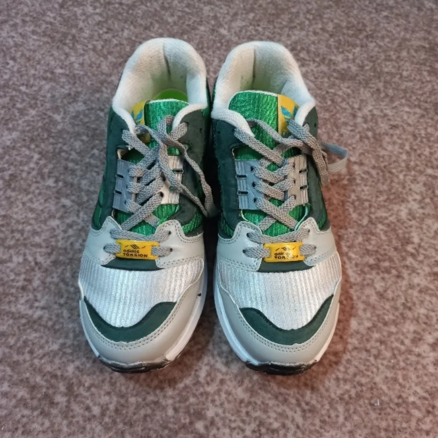 کتونی ضدایکس