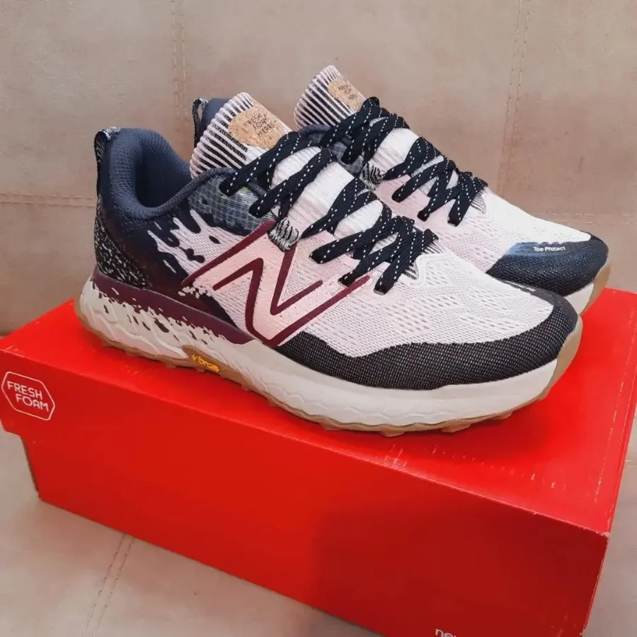 کتونی نیوبالانس