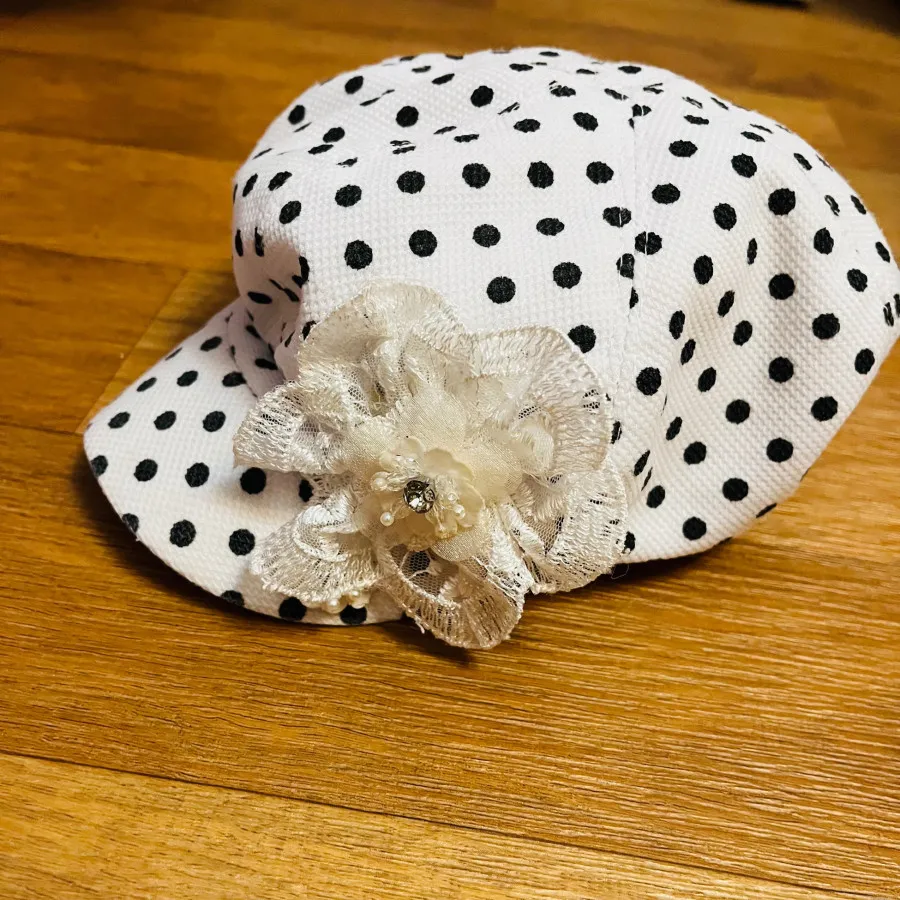 کلاه عروسکی