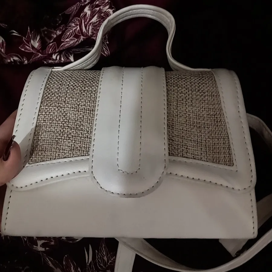 کیف سفید ?