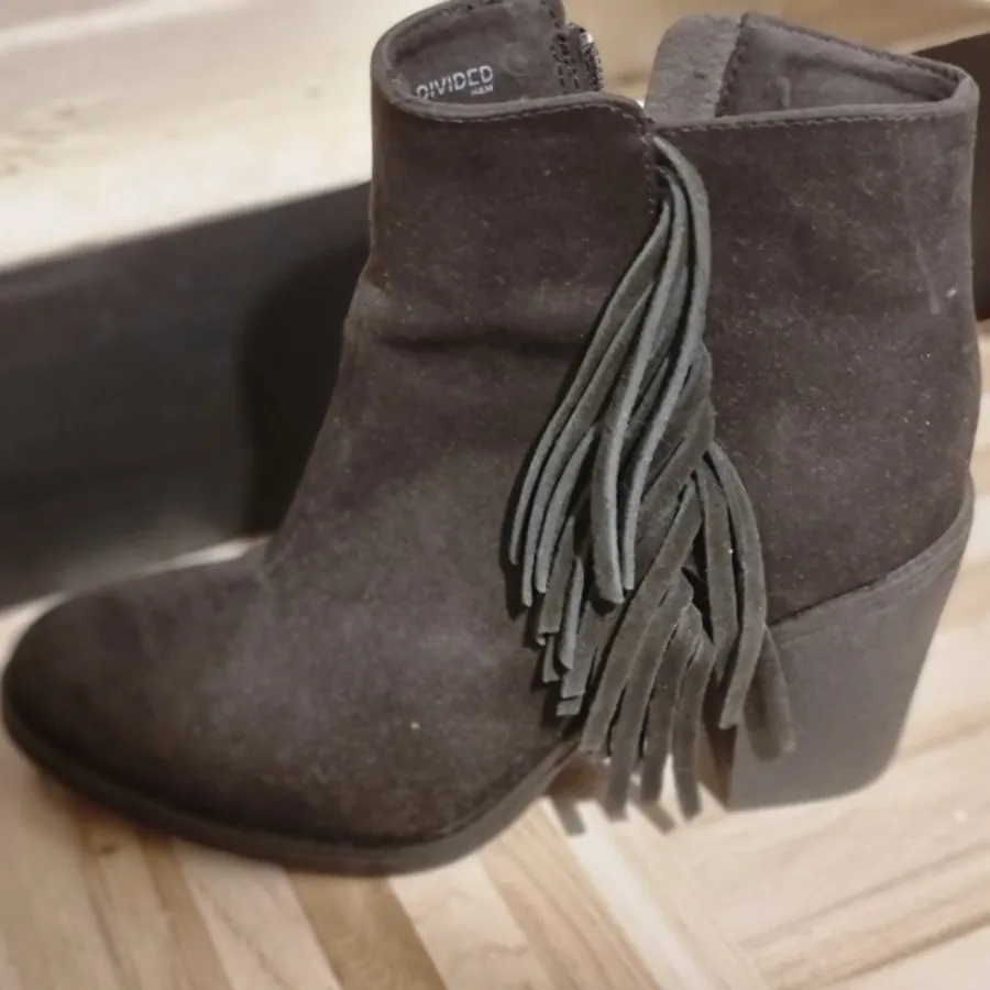 بوت اچ اند ام مشکی