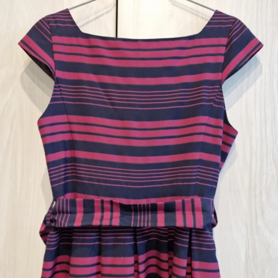 پیراهن زنانه