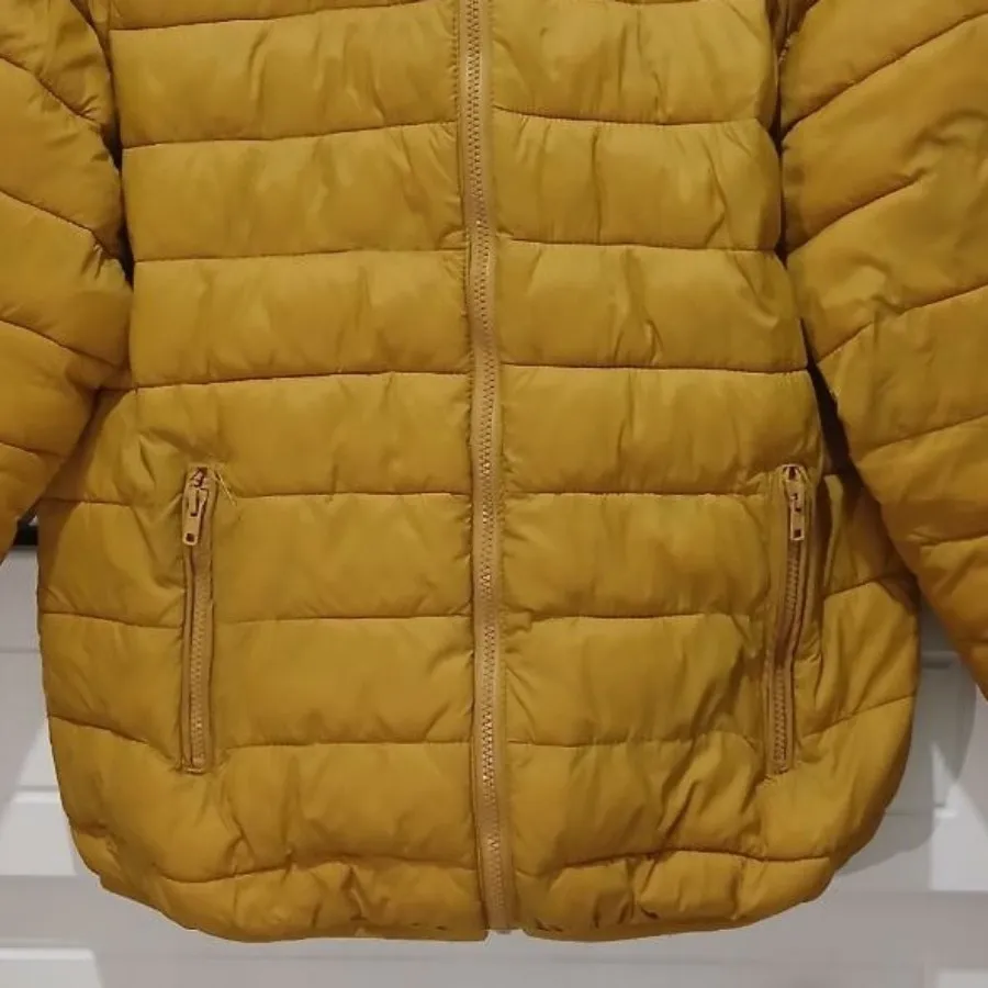 کاپشن جین وست