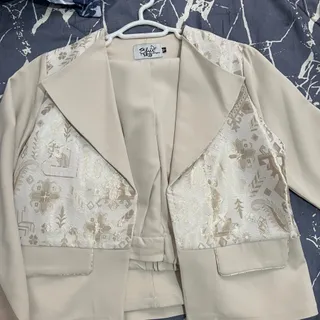 کت و شلوار کرم