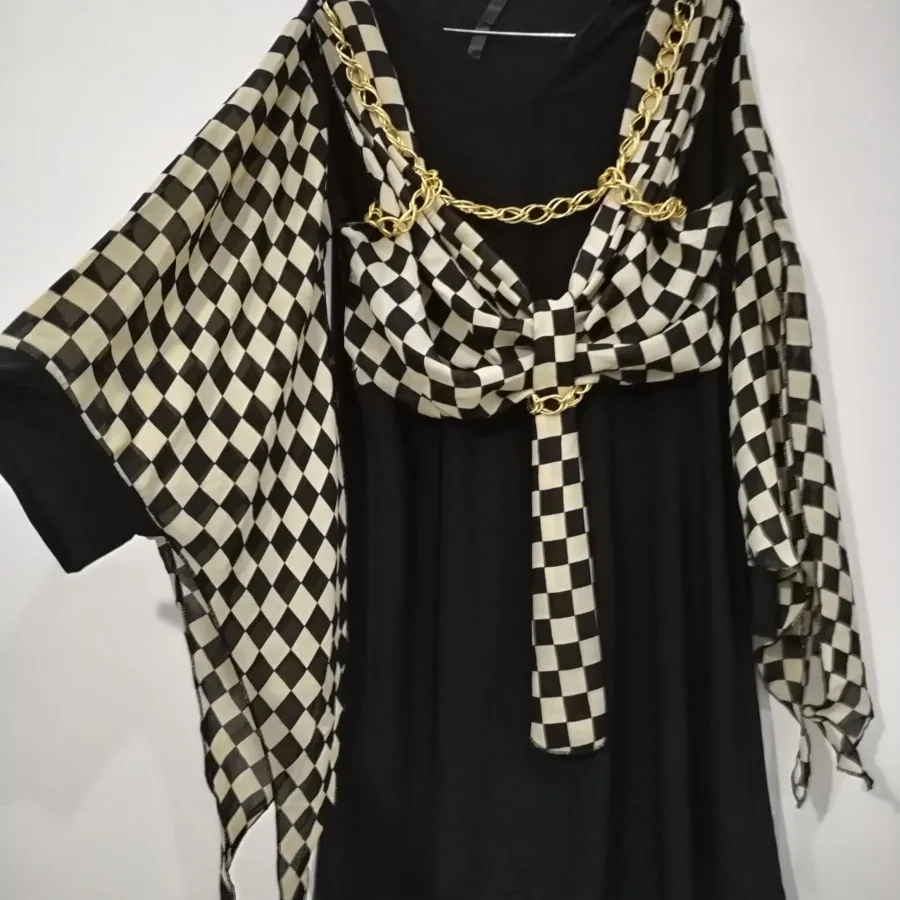 تعدای شومیز